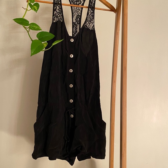 Romper - Picture 3 of 4